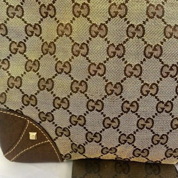 GucciVintageTan Logo Cross Body Bag