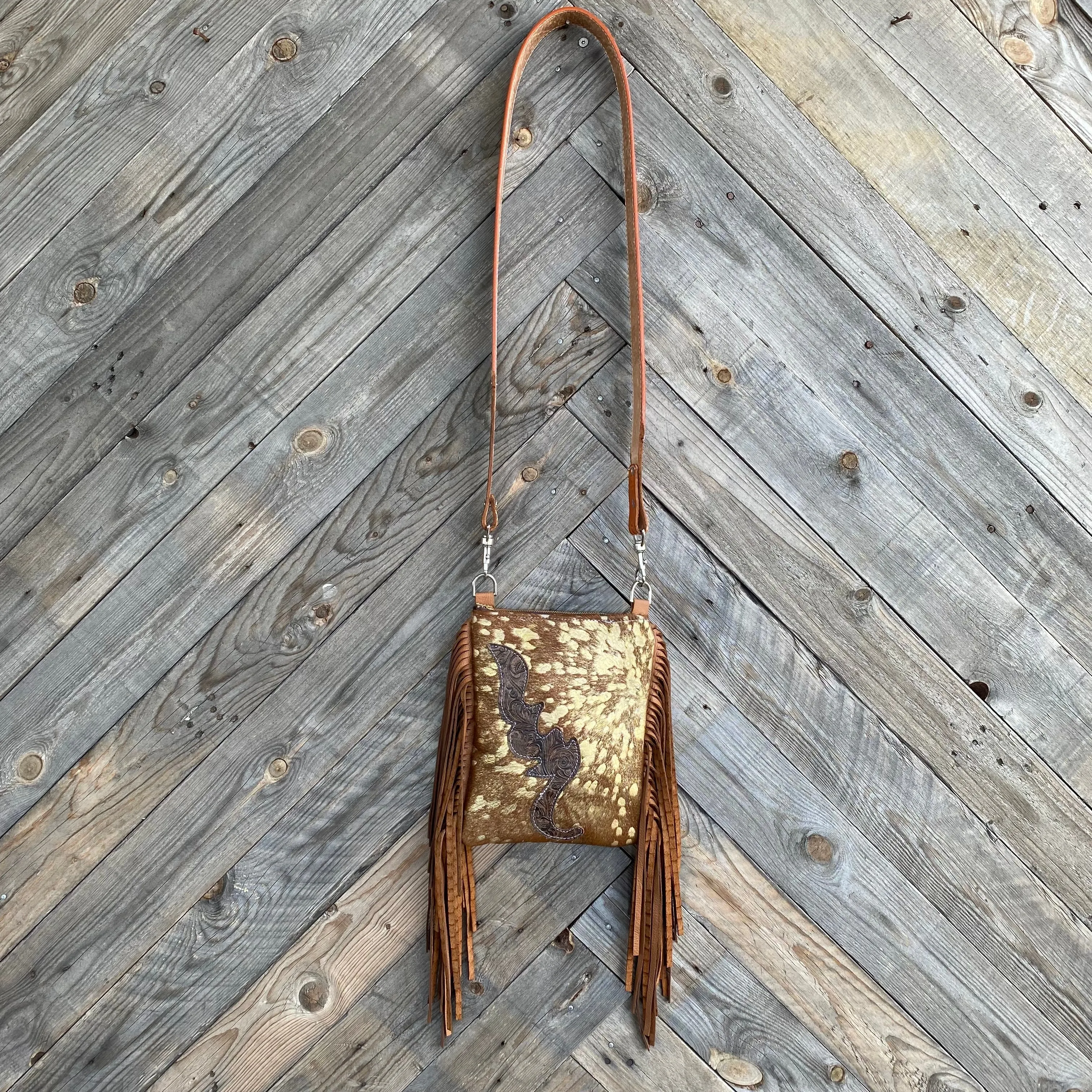 Trail Boss Crossbody Handbag Brown & Gold/Western Tool