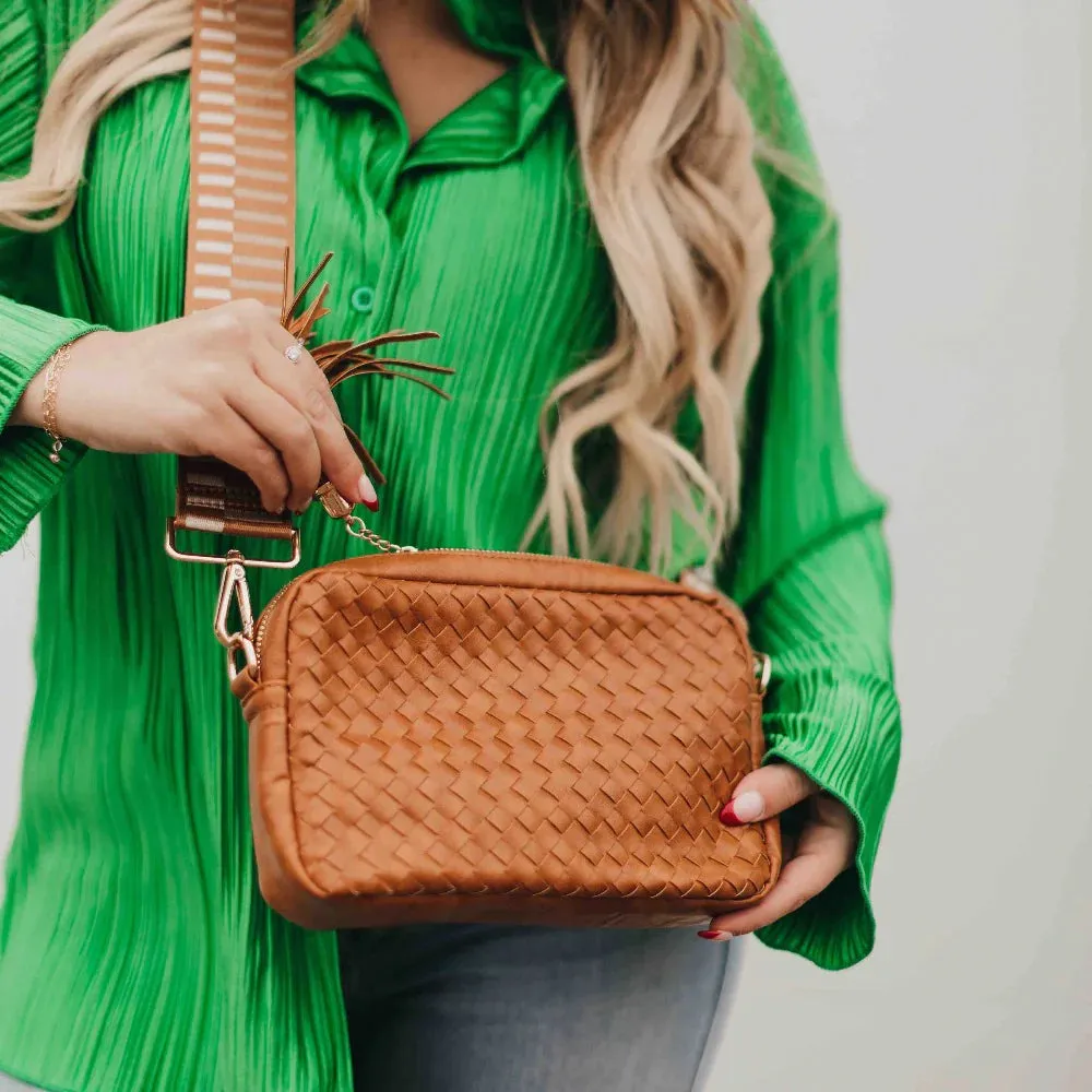 Woven Willow Crossbody Camera Bag - Brown